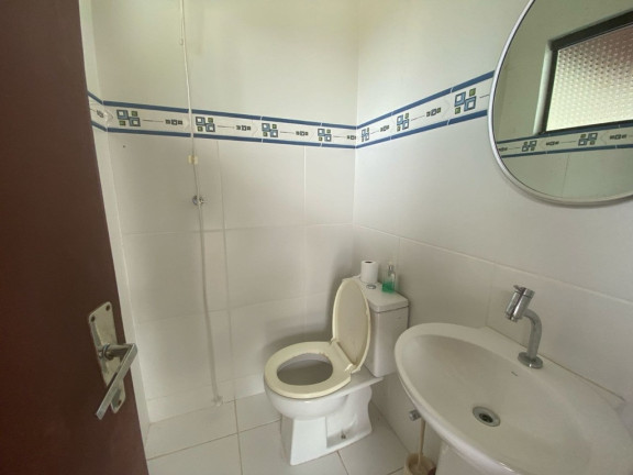Imagem Casa com 3 Quartos à Venda, 293 m² em Jardim Do Salso - Porto Alegre