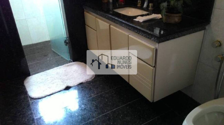 Imagem Apartamento com 4 Quartos à Venda, 250 m² em Santo Antônio - Belo Horizonte Imagem Apartamento com 4 Quartos à Venda, 250 m² em Santo Antônio - Belo Horizonte