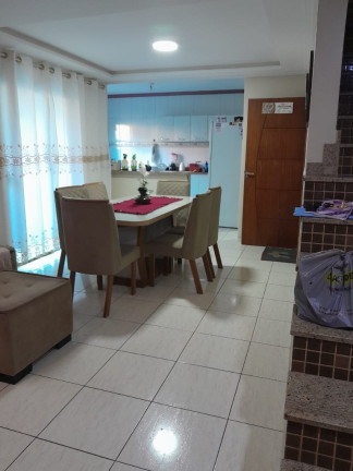 Imagem Casa com 6 Quartos à Venda, 260 m² em Olaria - Guarapari Imagem Casa com 6 Quartos à Venda, 260 m² em Olaria - Guarapari