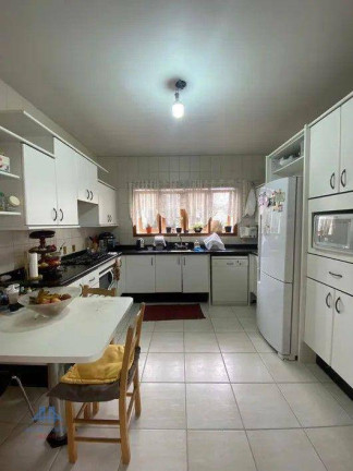 Imagem Casa com 4 Quartos à Venda, 315 m² em Trindade - Florianópolis Imagem Casa com 4 Quartos à Venda, 315 m² em Trindade - Florianópolis