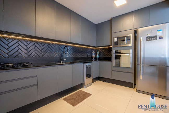 Imagem Apartamento com 3 Quartos à Venda, 137 m² em Centro - Balneário Camboriú Imagem Apartamento com 3 Quartos à Venda, 137 m² em Centro - Balneário Camboriú