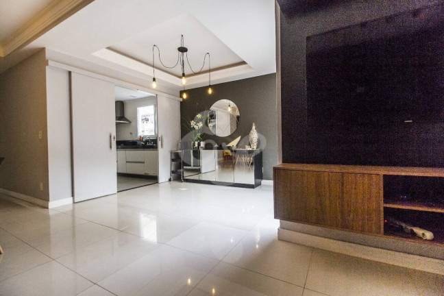 Imagem Casa de Condomínio com 4 Quartos à Venda, 168 m² em Tamboré - Santana De Parnaíba Imagem Casa de Condomínio com 4 Quartos à Venda, 168 m² em Tamboré - Santana De Parnaíba