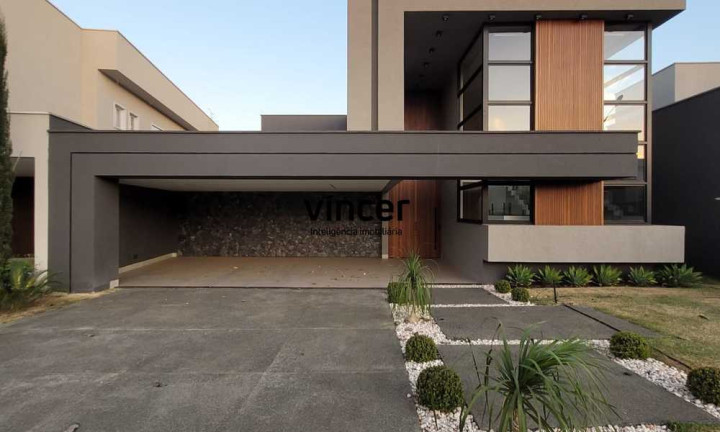 Casa com 5 Quartos à Venda, 484 m² em Residencial Goiânia Golfe Clube - Goiânia