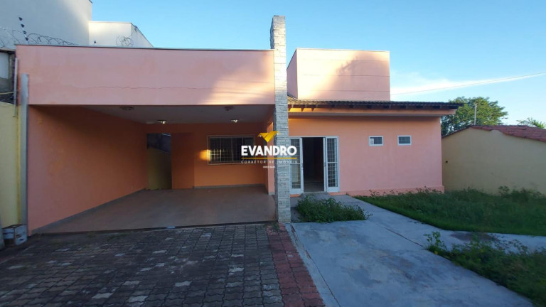 Imagem Casa com 5 Quartos à Venda, 840 m² em Santa Cruz - Cuiabá Imagem Casa com 5 Quartos à Venda, 840 m² em Santa Cruz - Cuiabá