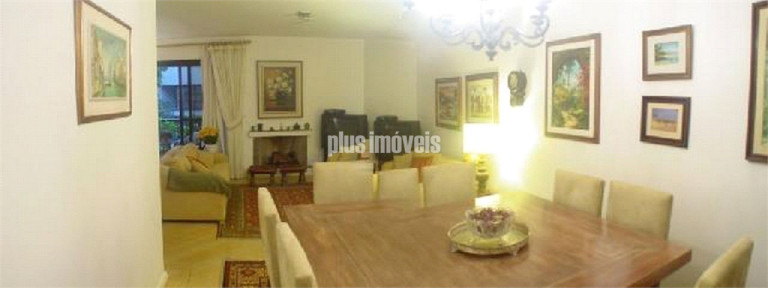 Apartamento com 4 Quartos à Venda, 172 m² em Moema - São Paulo