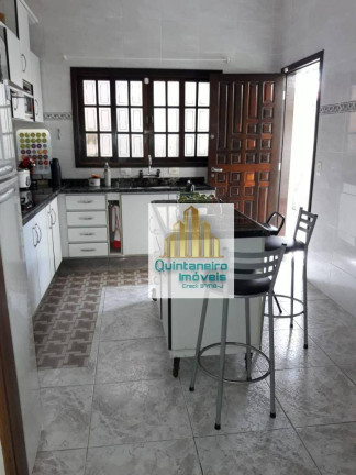 Imagem Sobrado com 4 Quartos à Venda, 251 m² em Jardim Santa Mena - Guarulhos Imagem Sobrado com 4 Quartos à Venda, 251 m² em Jardim Santa Mena - Guarulhos