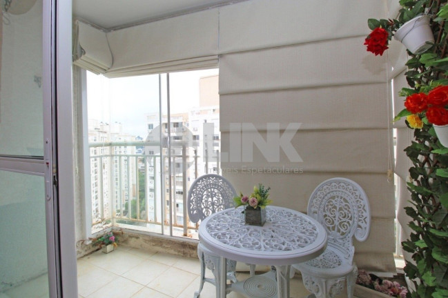 Imagem Apartamento com 2 Quartos à Venda, 61 m² em Passo Da Areia - Porto Alegre Imagem Apartamento com 2 Quartos à Venda, 61 m² em Passo Da Areia - Porto Alegre
