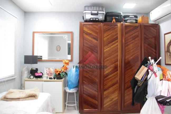 Imagem Casa com 4 Quartos à Venda, 250 m² em São Francisco - Niterói