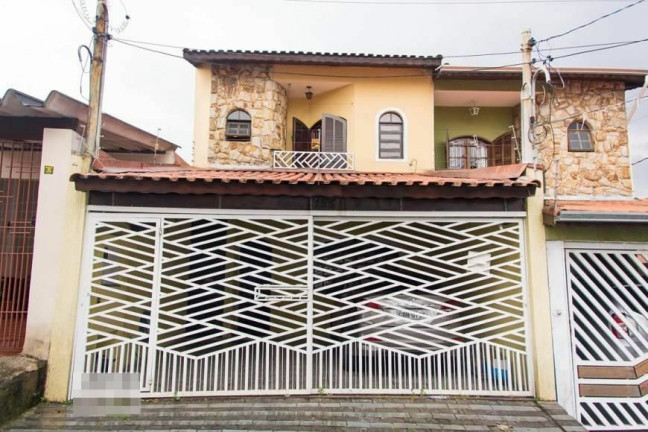 Sobrado com 3 Quartos à Venda, 173 m² em Utinga - Santo André