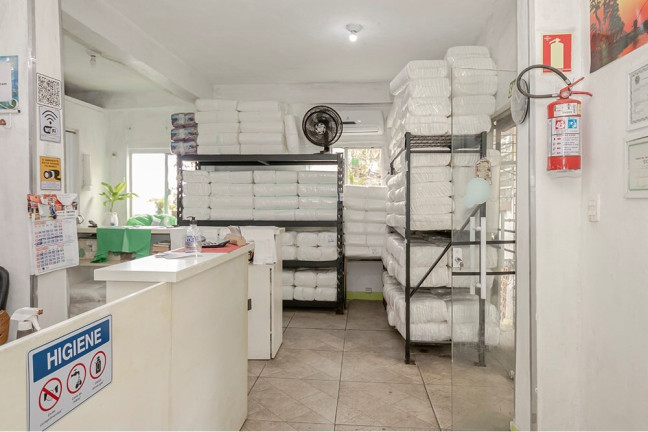 Imagem Casa com 2 Quartos à Venda, 200 m² em Cavalhada - Porto Alegre