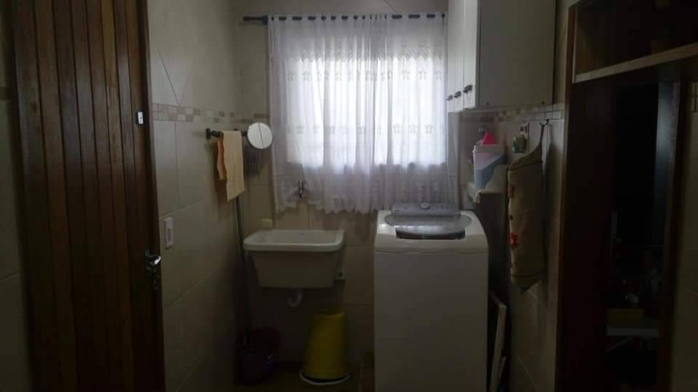 Imagem Casa com 3 Quartos à Venda, 500 m² em Centro - Nova Friburgo