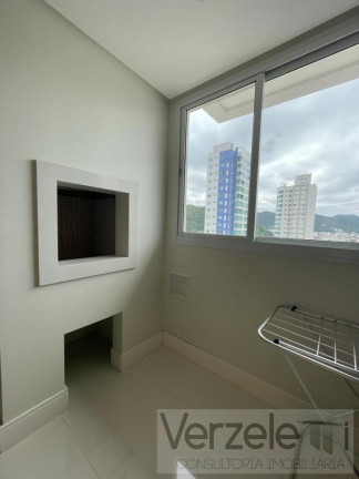 Imagem Apartamento com 3 Quartos à Venda, 130 m² em Centro - Balneário Camboriú Imagem Apartamento com 3 Quartos à Venda, 130 m² em Centro - Balneário Camboriú