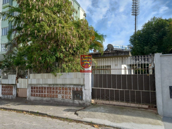 Imagem Casa com 4 Quartos à Venda, 310 m² em Estreito - Florianópolis