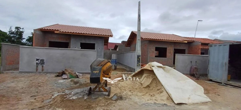 Imagem Casa com 2 Quartos à Venda, 48 m² em Quinta Dos Açorianos - Barra Velha Imagem Casa com 2 Quartos à Venda, 48 m² em Quinta Dos Açorianos - Barra Velha