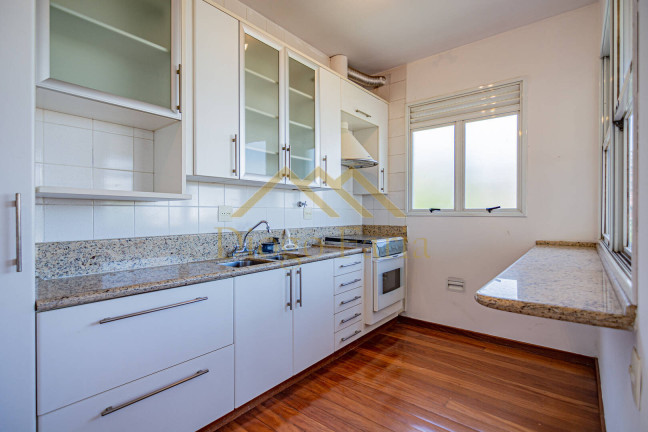 Imagem Casa de Condomínio com 3 Quartos à Venda, 211 m² em Pinheiros - São Paulo Imagem Casa de Condomínio com 3 Quartos à Venda, 211 m² em Pinheiros - São Paulo