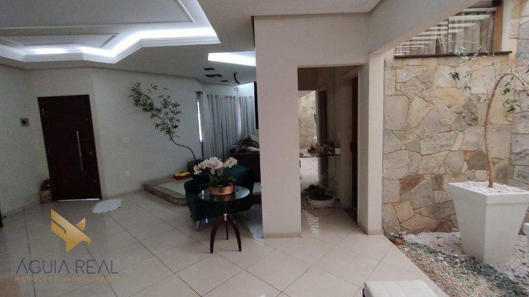 Imagem Casa com 3 Quartos à Venda, 293 m² em Vila Vilas Boas - Campo Grande Imagem Casa com 3 Quartos à Venda, 293 m² em Vila Vilas Boas - Campo Grande