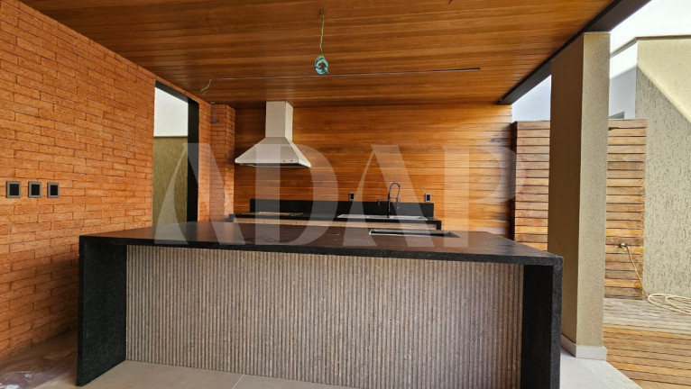 Imagem Casa com 5 Quartos à Venda, 360 m² em Barra Da Tijuca - Rio De Janeiro Imagem Casa com 5 Quartos à Venda, 360 m² em Barra Da Tijuca - Rio De Janeiro