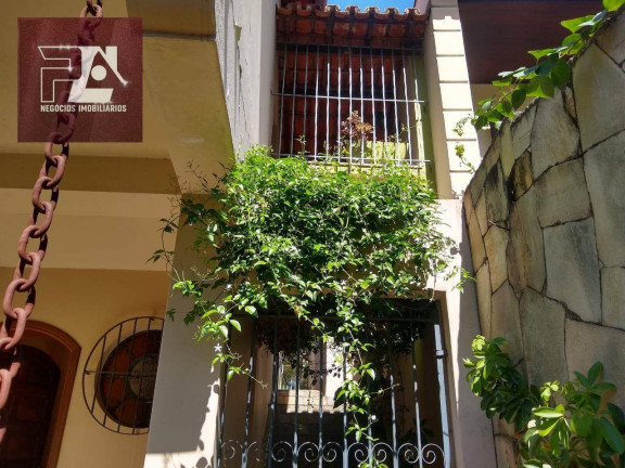Imagem Casa com 3 Quartos à Venda, 210 m² em Centro - Guaratinguetá Imagem Casa com 3 Quartos à Venda, 210 m² em Centro - Guaratinguetá