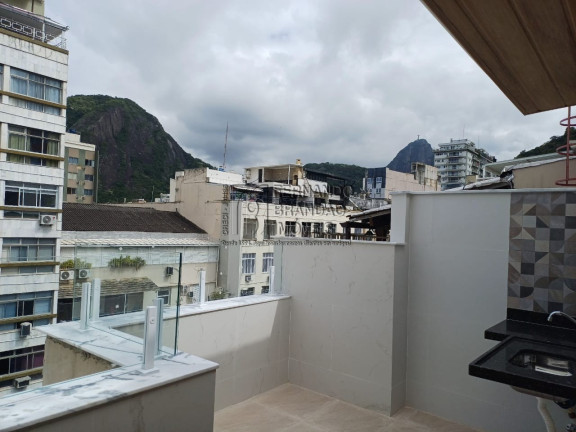 Imagem Imóvel com 1 Quarto à Venda, 75 m² em Copacabana - Rio De Janeiro Imagem Imóvel com 1 Quarto à Venda, 75 m² em Copacabana - Rio De Janeiro