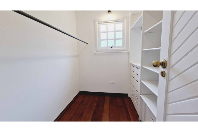 Imagem Casa com 4 Quartos à Venda, 329 m² em Jardim Vitória Régia - São Paulo Imagem Casa com 4 Quartos à Venda, 329 m² em Jardim Vitória Régia - São Paulo