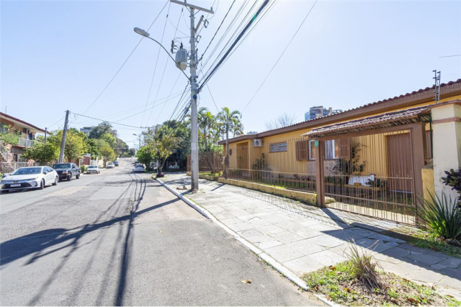 Imagem Casa com 3 Quartos à Venda,  em Marechal Rondon - Canoas