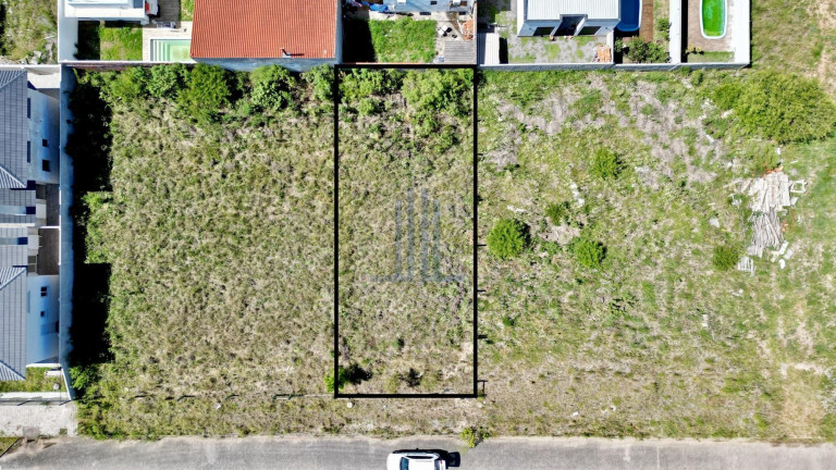 Terreno à Venda, 354 m² em São José - Santa Maria