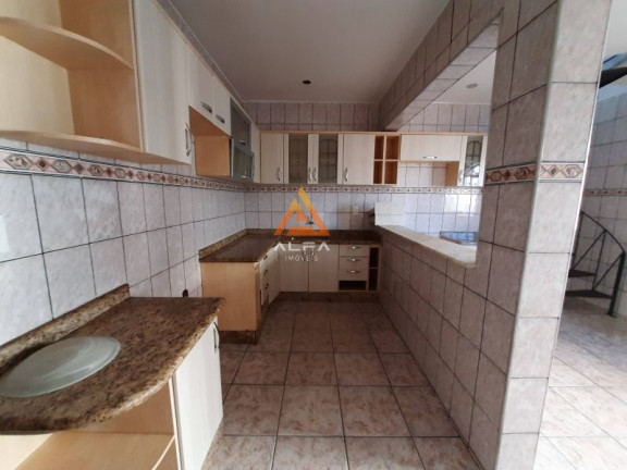 Imagem Casa com 3 Quartos à Venda, 100 m²