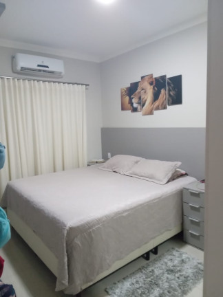 Imagem Casa de Condomínio com 3 Quartos à Venda, 120 m² em Cajuru Do Sul - Sorocaba