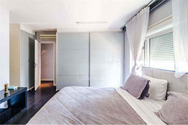 Imagem Apartamento com 4 Quartos à Venda, 234 m² em Vila Nova Conceição - São Paulo