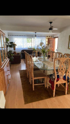 Sobrado com 2 Quartos à Venda, 206 m² em Campo Grande - Santos