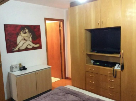 Imagem Casa com 3 Quartos à Venda, 130 m² em Lindóia - Curitiba