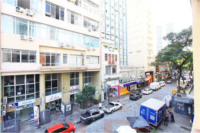 Imagem Sala Comercial à Venda, em Centro Histórico - Porto Alegre Imagem Sala Comercial à Venda, em Centro Histórico - Porto Alegre
