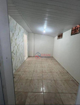 Imagem Casa com 3 Quartos à Venda, 60 m² em Ganchinho - Curitiba Imagem Casa com 3 Quartos à Venda, 60 m² em Ganchinho - Curitiba