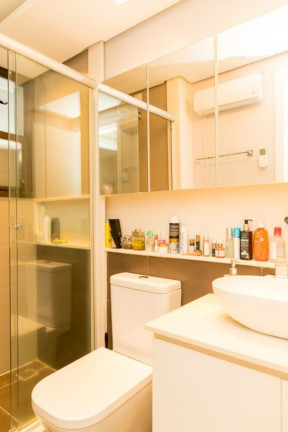 Imagem Imóvel com 3 Quartos à Venda, 89 m² em Menino Deus - Porto Alegre Imagem Imóvel com 3 Quartos à Venda, 89 m² em Menino Deus - Porto Alegre