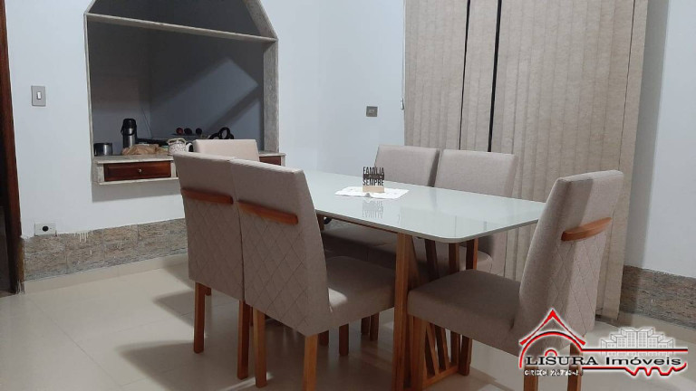 Imagem Casa com 4 Quartos à Venda, em Cidade Jardim - Jacareí Imagem Casa com 4 Quartos à Venda, em Cidade Jardim - Jacareí