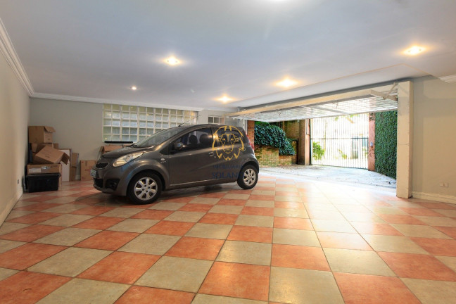 Imagem Casa com 4 Quartos à Venda, 600 m² em Santa Felicidade - Curitiba