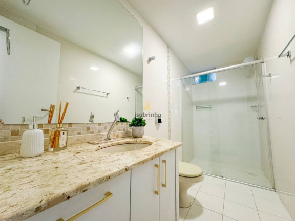 Imagem Apartamento com 4 Quartos para Temporada, 158 m² em Meia Praia - Itapema Imagem Apartamento com 4 Quartos para Temporada, 158 m² em Meia Praia - Itapema
