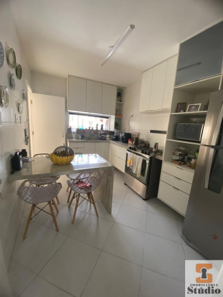 Imagem Casa com 3 Quartos à Venda,  em Santa Mônica - Feira De Santana