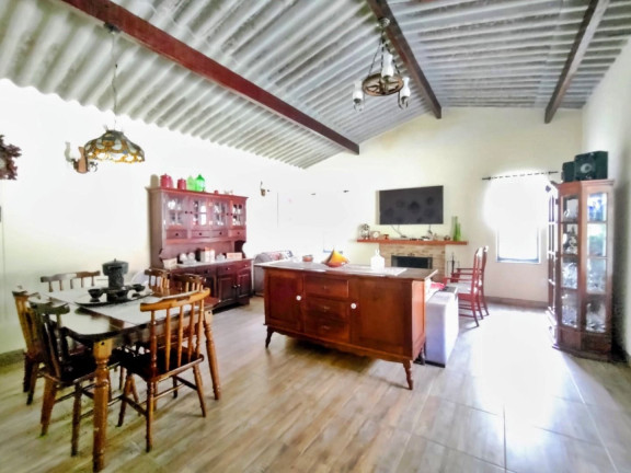 Imagem Imóvel com 6 Quartos à Venda, 6.500 m² em Campo Limpo - Teresópolis Imagem Imóvel com 6 Quartos à Venda, 6.500 m² em Campo Limpo - Teresópolis