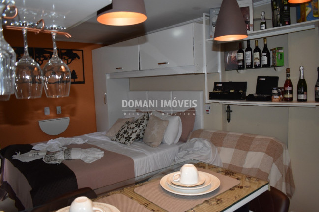 Imagem Imóvel com 1 Quarto para Alugar, 20 m² em Região Da Vila Nova Suíça - Campos Do Jordão Imagem Imóvel com 1 Quarto para Alugar, 20 m² em Região Da Vila Nova Suíça - Campos Do Jordão