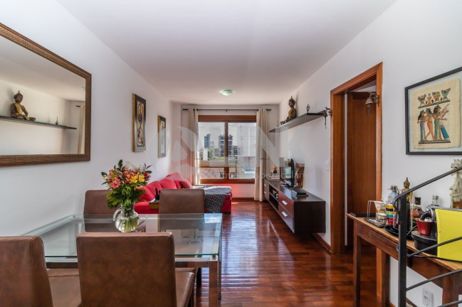 Imagem Imóvel com 2 Quartos à Venda, 146 m² em Santana - Porto Alegre