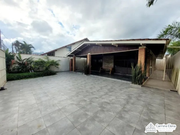 Imagem Casa com 5 Quartos para Alugar, 400 m² em Centro - Ubatuba Imagem Casa com 5 Quartos para Alugar, 400 m² em Centro - Ubatuba