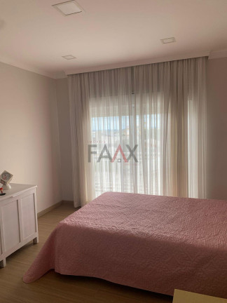 Imagem Casa com 2 Quartos à Venda, 327 m² em Centro - Guarapuava Imagem Casa com 2 Quartos à Venda, 327 m² em Centro - Guarapuava