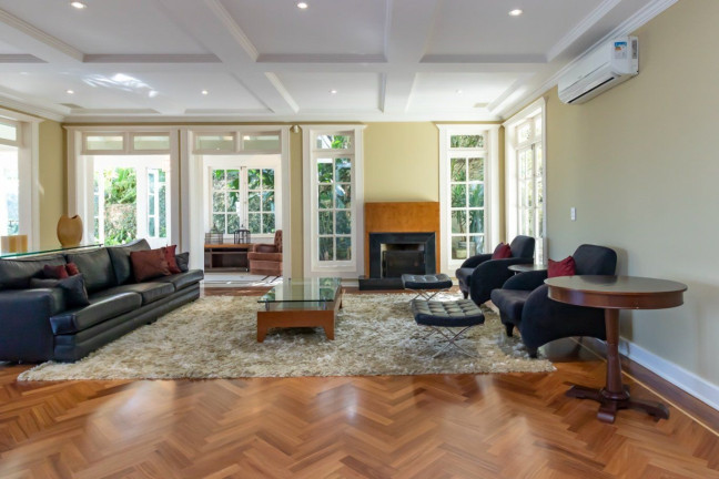Imagem Casa com 6 Quartos à Venda, 852 m² em Alphaville - Santana De Parnaíba Imagem Casa com 6 Quartos à Venda, 852 m² em Alphaville - Santana De Parnaíba