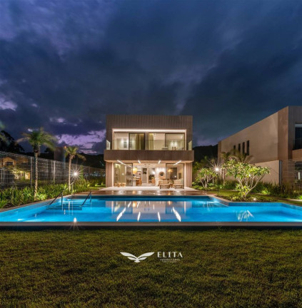 Casa com 5 Quartos à Venda, 458 m² em Praia Do Estaleiro - Balneário Camboriú