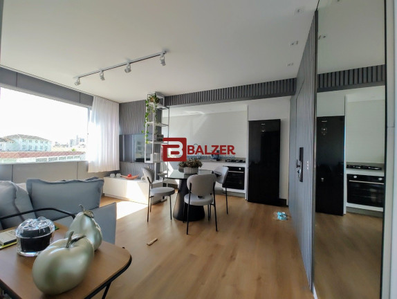 Imagem Apartamento com 1 Quarto à Venda, 53 m² em Centro - Florianópolis