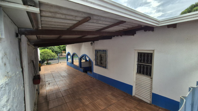 Imagem Casa com 4 Quartos à Venda, em Vila Yolanda - Foz Do Iguaçu Imagem Casa com 4 Quartos à Venda, em Vila Yolanda - Foz Do Iguaçu