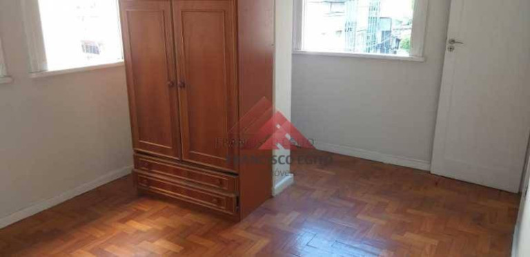 Imagem Apartamento com 1 Quarto à Venda, 50 m² em Centro - Niterói