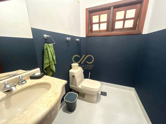Imagem Casa com 4 Quartos à Venda, 300 m² em Canto Do Forte - Praia Grande Imagem Casa com 4 Quartos à Venda, 300 m² em Canto Do Forte - Praia Grande
