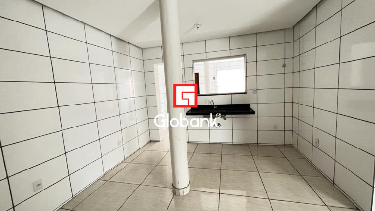 Imagem Apartamento com 3 Quartos para Alugar, 130 m² em Vila Sumaré - Montes Claros Imagem Apartamento com 3 Quartos para Alugar, 130 m² em Vila Sumaré - Montes Claros
